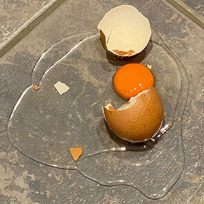 Gedeo Crystal resin broken egg
