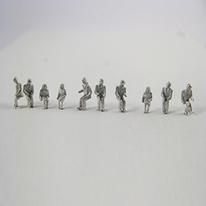 1:200 seated figures