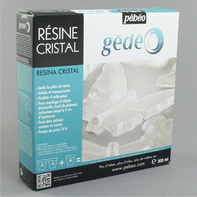 Gedeo Crystal resin that perfectly imitates glass