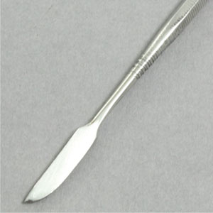 Double ended carving tool