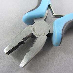 Mini combination pliers