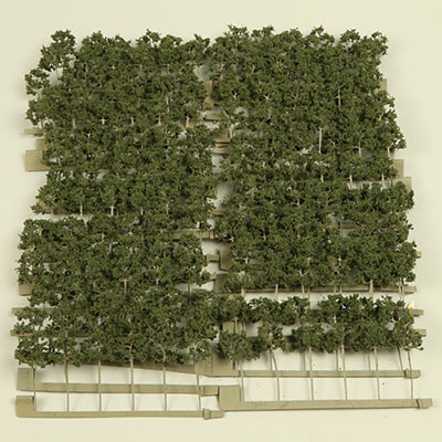 Packs of 25mm dark green model trees