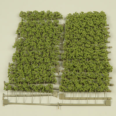 Packs of 25mm light green model trees