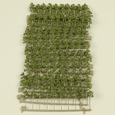 Packs of 18mm medium green model trees