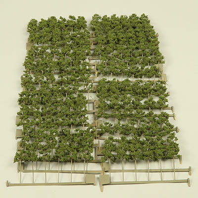 Packs of 30mm medium green model trees