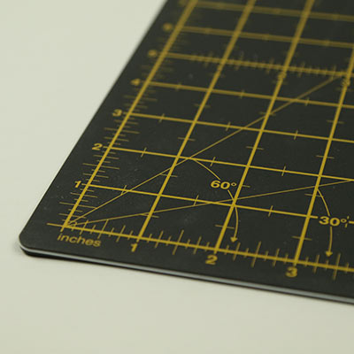 Black A2 cutting mat
