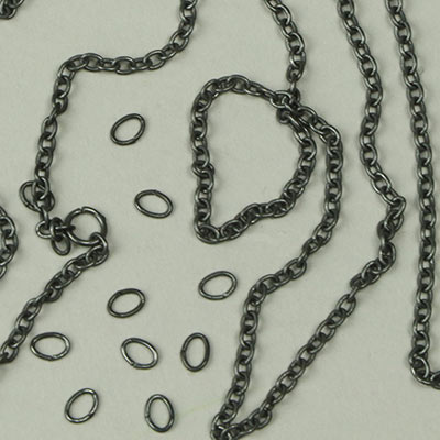 Black chain 14 links per 25mm