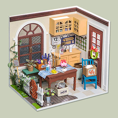 DIY Miniature House kit - Mrs Charlie's dining room