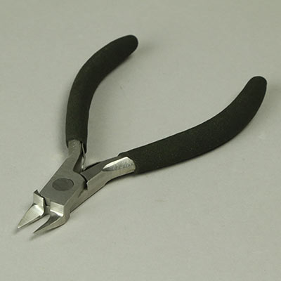 Precision Angled Cutter
