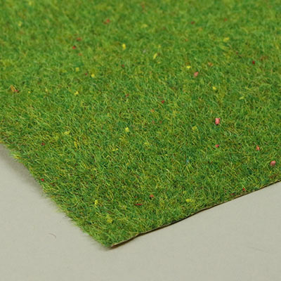 Flowered field grass mat