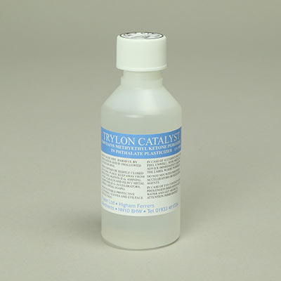 Resin catalyst for polyester casting resins