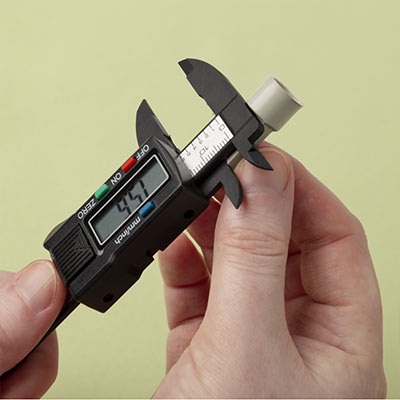 Modelcraft Plastic Digital LCD Caliper (100mm)