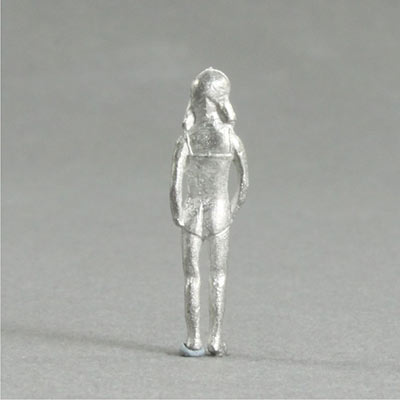 1:50 girl in swimming costume (25mm high)