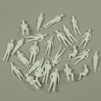 1:50 white assorted plastic figures