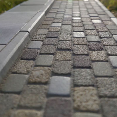 1:12 mixed coloured cobble stones