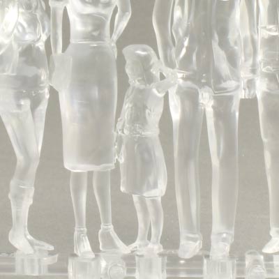 1:25 clear standing figures